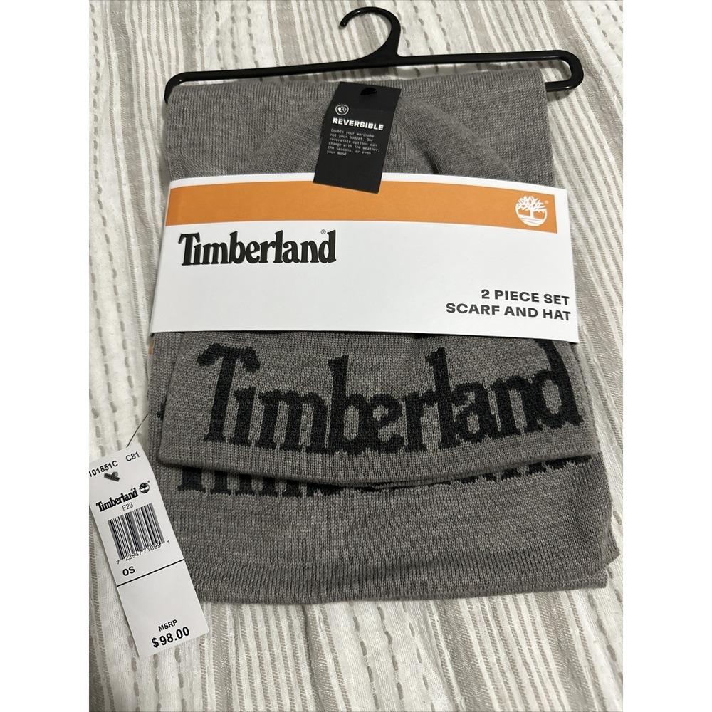 Timberland Men's Reversible Hat Logo Jacquard  Scarf‎ & Hat Set